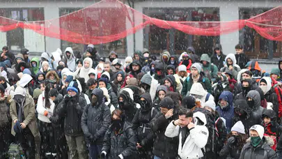 Atatürk Üniversitesi öğrencilerinden Palandöken’de Cumhuriyet tırmanışı