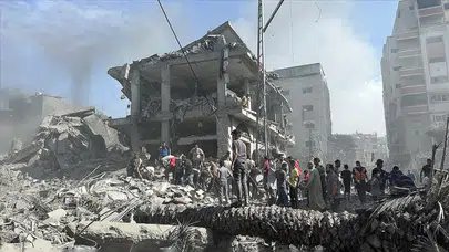 İsrail, Gazze'yi bombaladı: 7'si çocuk 17 kişi öldü