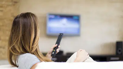 22 Ekim TV yayın akışı: Bu akşam hangi dizi ve filmler var?