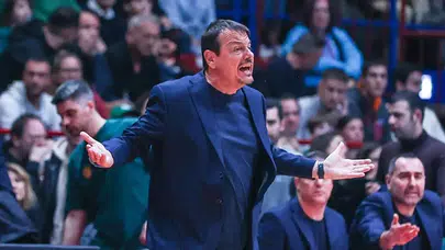 Ergin Ataman'dan hakem kararlarına sert tepki