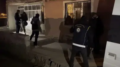 Ağrı'da 24 düzensiz göçmen ve 2 organizatör yakalandı