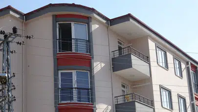 Malatya’da misafirlikte balkon faciası: İnfaz koruma memuru hayatını kaybetti