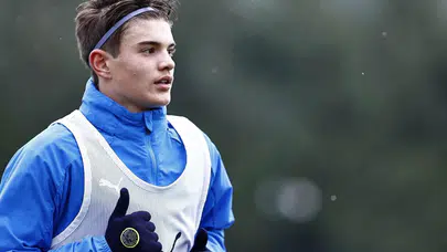 İsak Vural: Genç Yetenek ve Futbol Kariyeri