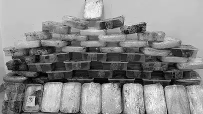 Hakkari-İran Sınır Hattında Uyuşturucu Operasyonu: 81 Kilo 133 Gram Ele Geçirildi