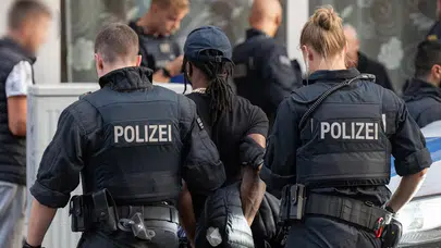 Almanya’da dev siber dolandırıcılık operasyonu: 4,3 milyon kredi kartı bilgisi çalındı