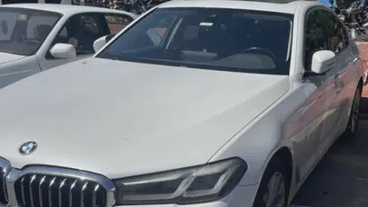 Otomobil almak isteyen yeni evli çift, avukat tarafından dolandırıldı!