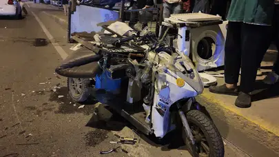 Sancaktepe'de korkunç kaza! Otomobil ile motosiklet çarpıştı