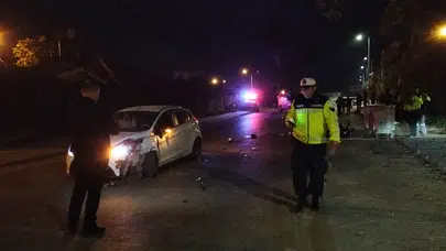 Antalya'da otomobil ile motosiklet çarpıştı: 2 yaralı!