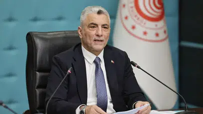 Bakan Bolat: Amacımız, 2030'lu yıllarda e-ihracatı toplam ihracatın yüzde 10'una ulaştırmak!