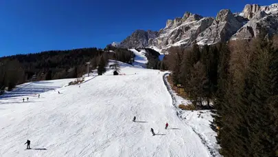 Alp Dağları'nda çığ düşmesi sonucu 5 kişi hayatını kaybetti!