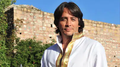 Survivor 2026 Kadrosuna Katılan Cüneyt Arkın’ın Oğlu Murat Arkın Kimdir?