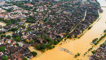 Vietnam’daki sel felaketinde hayatını kaybedenlerin sayısı 35'e yükseldi