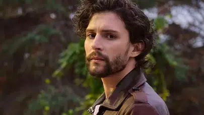 Ahu Yağtu’nun Sevgilisi Bora Cengiz Kimdir, Hangi Dizilerde Oynadı?