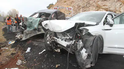 Konya’da otomobiller çarpıştı: 1 kişi hayatını kaybederken 3 kişi yaralandı!