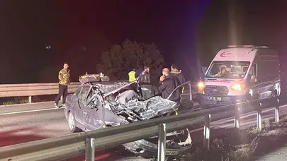 Kütahya'da feci kaza! Otomobil, tıra arkadan çarptı: 1 ölü