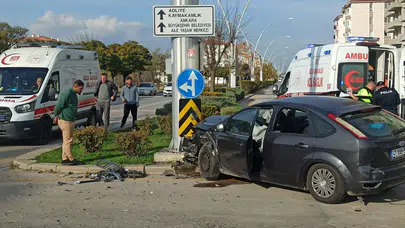 Ankara'da otomobiller çarpıştı: 2'si çocuk 6 yaralı