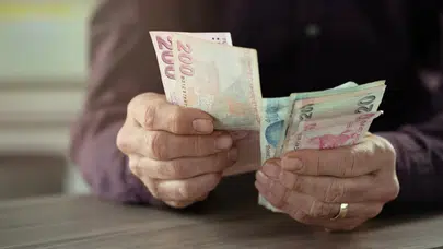 Emekli 2026 Ocak Zammı Gelişmeleri: SSK ve Bağ-Kur Maaşları Ne Kadar Artacak?