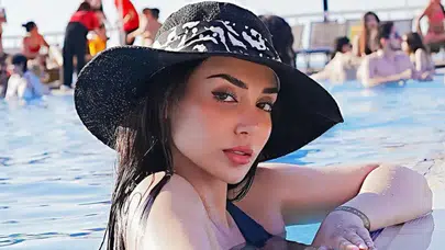 Kısmetse Olur Perinaz Şiri kimdir?