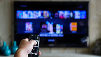 13 Kasım TV yayın akışı: Bu akşam hangi dizi ve filmler var?
