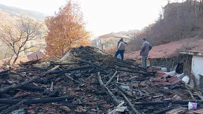 Konya'da 2 evde yangın çıktı: Evler kullanılamaz hale geldi!