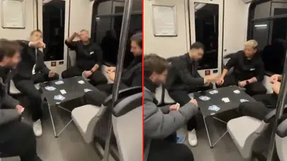Bursa metrosunda ilginç görüntü: Masa kurup oyun oynadılar!