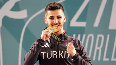 Milli karateci Eray Şamdan, Dünya Karate Şampiyonası’nda altın madalya kazandı