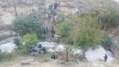 Siirt'te dün şarampole yuvarlanan araç, bugün bulundu: 1 ölü, 1 yaralı