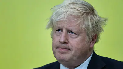 Johnson’a Covid raporu: 23 bin ölüm