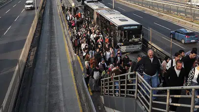 İstanbul'da özel günlerde metrobüs güzergahı değiştirilecek!