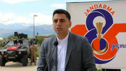 Mehmet Emre Canpolat kimdir ve hangi görevlerde bulunmaktadır?