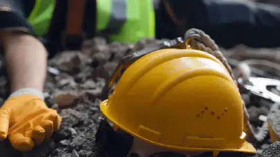 Hidrolik santralde düşen işçi hayatını kaybetti