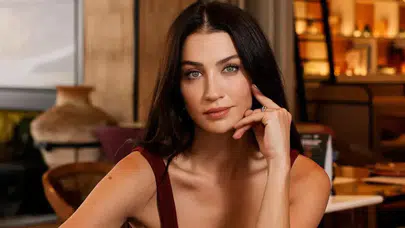 Ceren Benderlioğlu kimdir? O Ses Türkiye'de hangi projelerde yer aldı?