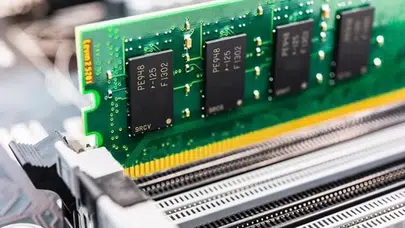 DDR5 RAM fiyatları neden bu kadar yüksek? Bazı kullanıcılar kendi belleklerini üretmeye mi başladı?