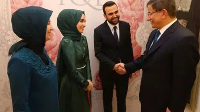 Esat Palazoğlu kimdir ve ne iş yapmaktadır?