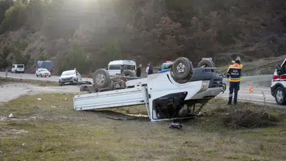 Kastamonu'da kamyonet ile otomobil çarpıştı: 1 ölü, 1 yaralı
