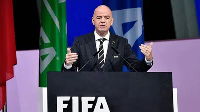 Santimetrelik ofsayt dönemi bitiyor: Infantino yeni kuralı ilk kez açıkladı!