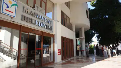 Manavgat Belediyesi’nde rüşvet davası başladı