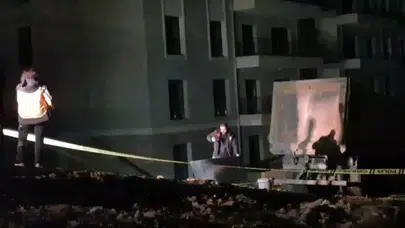 Malatya'da feci kaza: Kamyonun altında kalan işçi öldü