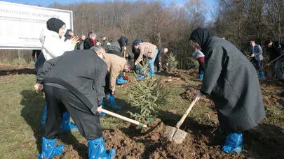 Bolu Kartalkaya yangınında hayatını kaybedenlerin anısına fidan dikildi