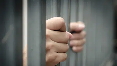 Liseli kız çocuklarına yapay zeka tuzağı: Kahramanmaraş’ta 2 kişi tutuklandı