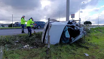 Sakarya’da feci kazada ağır yaralanan sürücü hayatını kaybetti