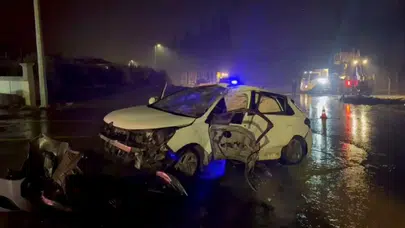 Aydın'da otomobil refüjdeki ağaçlara çarptı: 38 yaşındaki sürücü öldü