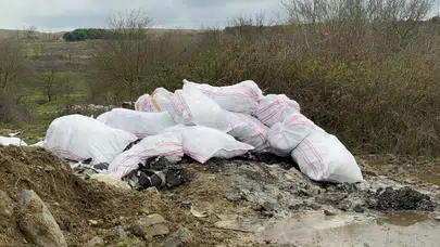 Arnavutköy'de kaçak döküm isyanı: 'Meralar çöplüğe döndü, baş edemiyoruz!'