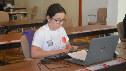 Türkiye klavye yarışında dünya şampiyonu oldu