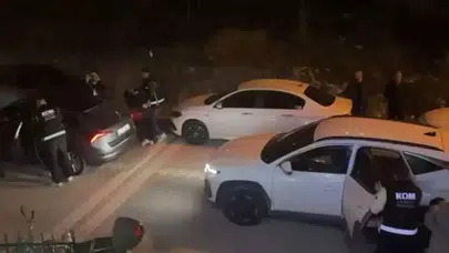 İzmir'de galeriye patlayıcı maddeyle saldırı düzenlendi: 5 gözaltı