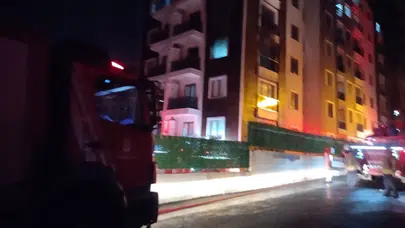 Pendik’te apartman yangını: 3’üncü kat alevlere teslim oldu