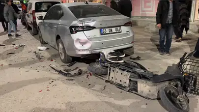 Şanlıurfa'da pikap ile motosiklet çarpıştı: 2 ağır yaralı