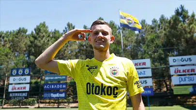 Sebastian Szymanski için Lyon ve PSV devrede! Fenerbahçe’den ayrılık sinyali