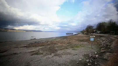 İki şehrin can damarı alarm veriyor: Sapanca Gölü tarihinin en düşük seviyesinde