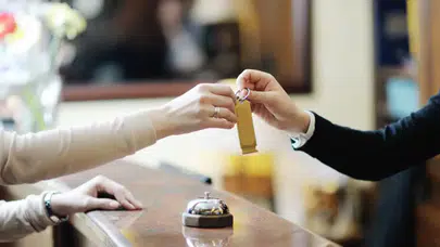 Otellerde yeni dönem: Kimlik fotokopisi istemek yasaklandı